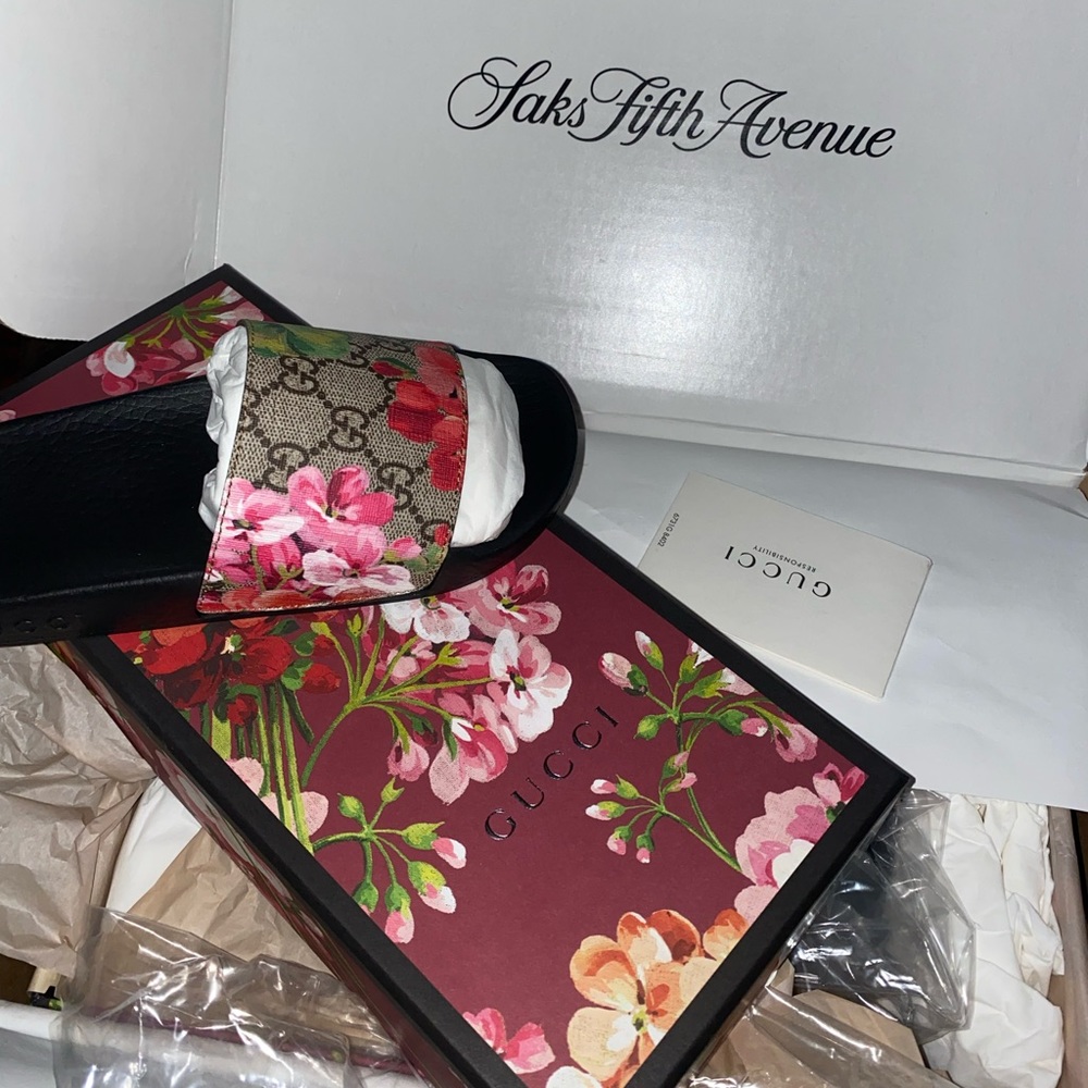 Gucci blooms supreme floral slides